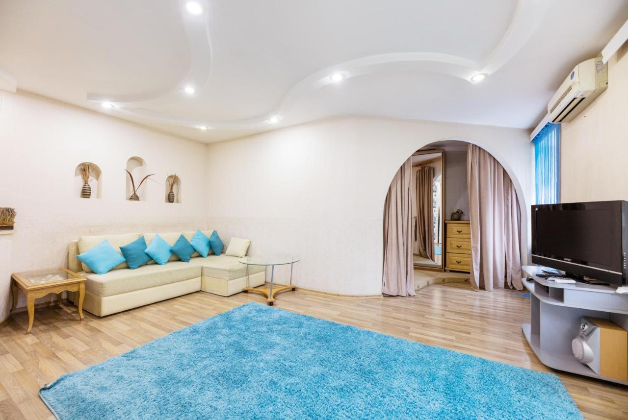 На Палаце Спорта Apartment Киев Екстериор снимка